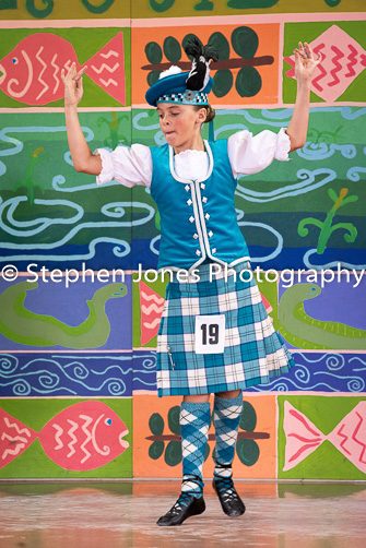 U48-357 Highland Xmas Dance