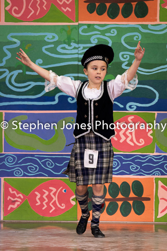U48-362 Highland Xmas Dance