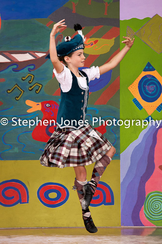 U48-366 Highland Xmas Dance