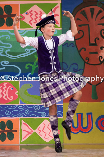 U48-371 Highland Xmas Dance