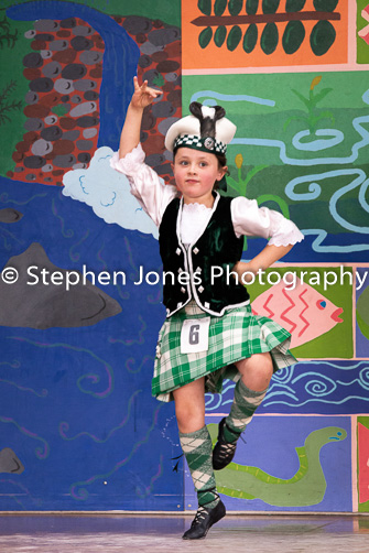 U48-380 Highland Xmas Dance