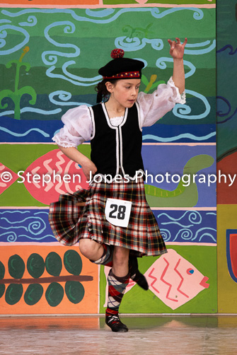 U48-392 Highland Xmas Dance