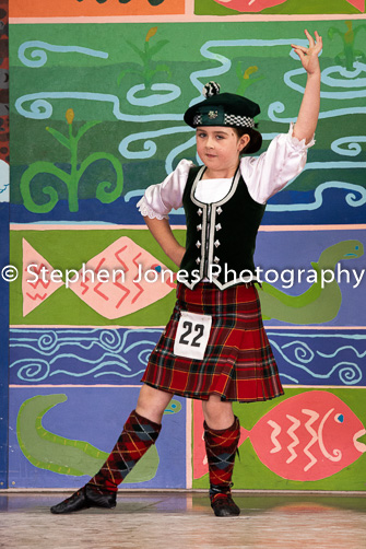 U48-397 Highland Xmas Dance