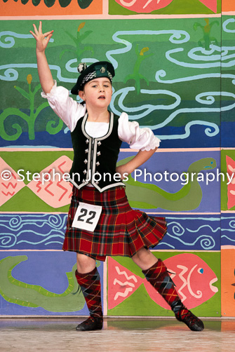 U48-398 Highland Xmas Dance
