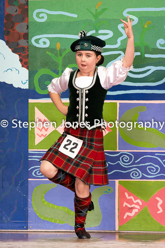 U48-404 Highland Xmas Dance