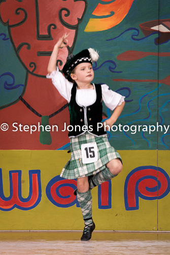 U48-407 Highland Xmas Dance