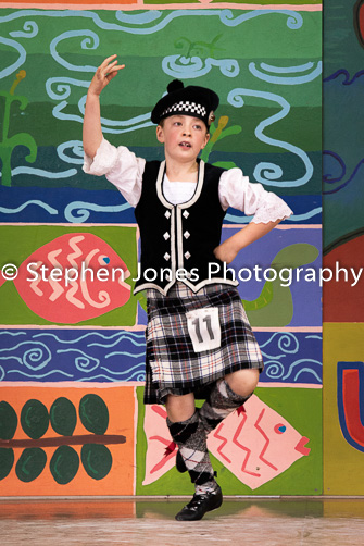 U48-412 Highland Xmas Dance