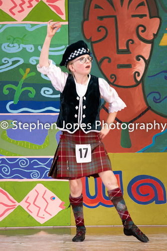 U48-425 Highland Xmas Dance