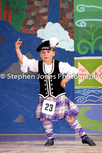 U48-426 Highland Xmas Dance