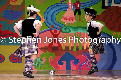 U48-434 Highland Xmas Dance
