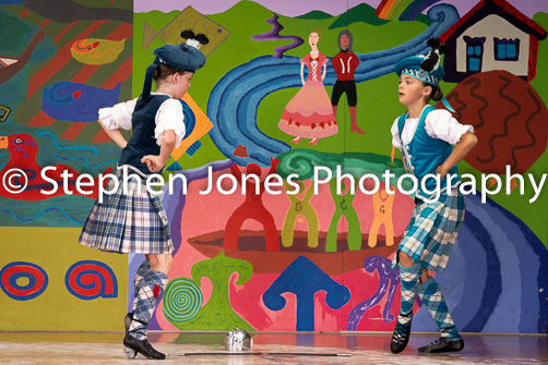 U48-456 Highland Xmas Dance