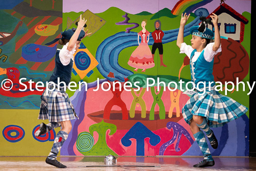 U48-457 Highland Xmas Dance