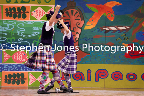 U48-465 Highland Xmas Dance