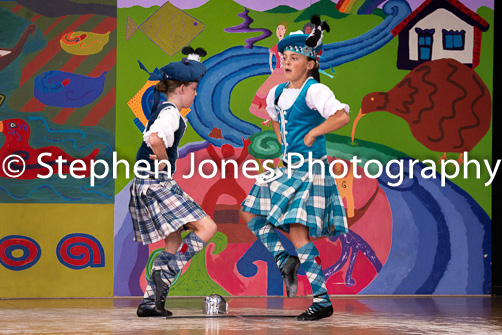 U48-467 Highland Xmas Dance