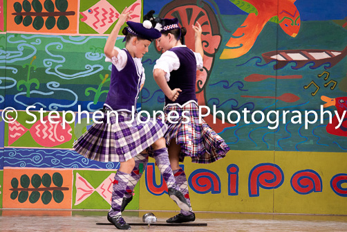 U48-470 Highland Xmas Dance