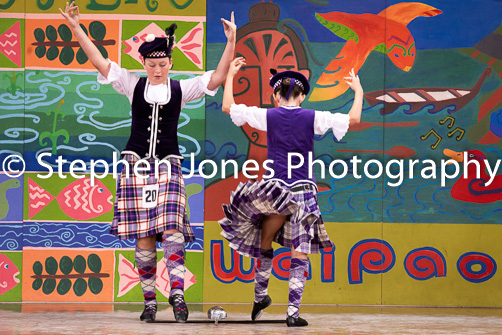 U48-477 Highland Xmas Dance