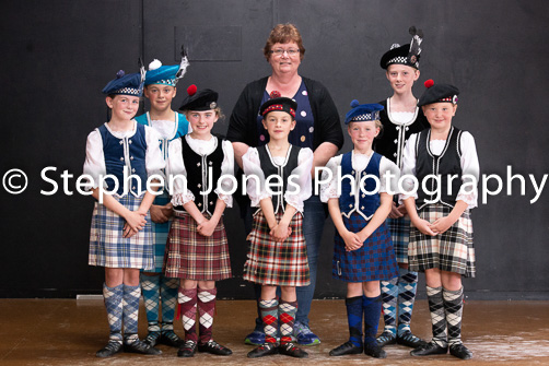 U48-480 Highland Xmas Dance
