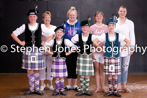 U48-485 Highland Xmas Dance