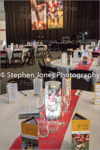U43-007 Sports Awards Web