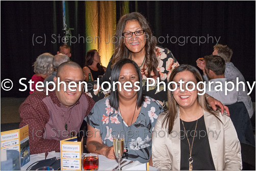 U43-099 Sports Awards Web