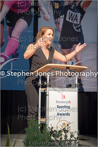 U43-114 Sports Awards Web