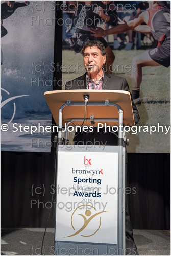 U43-118 Sports Awards Web