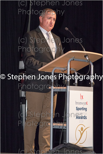 U43-262 Sports Awards Web