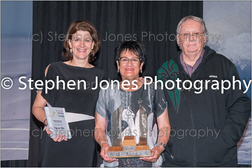 U43-305 Sports Awards Web