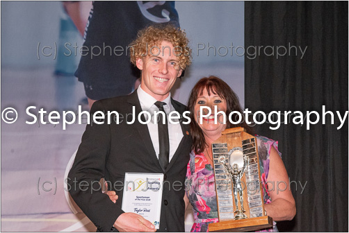 U43-312 Sports Awards Web