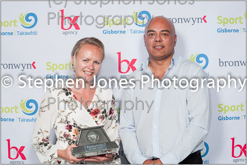 U43-334 Sports Awards Web