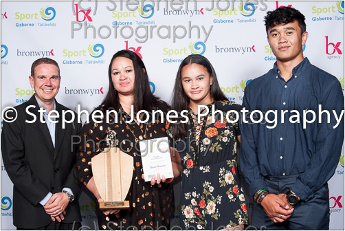 U43-373 Sports Awards Web