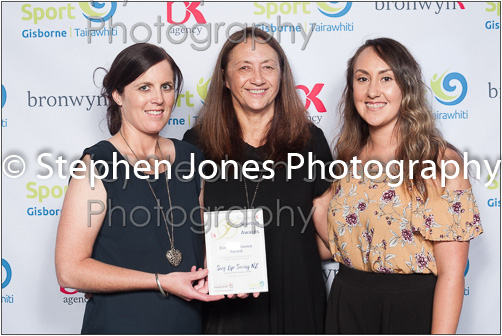 U43-388 Sports Awards Web