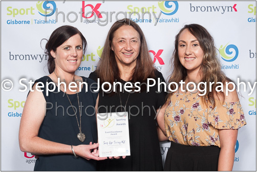 U43-390 Sports Awards Web
