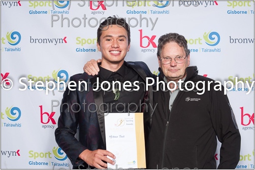 U43-395 Sports Awards Web
