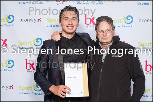 U43-396 Sports Awards Web