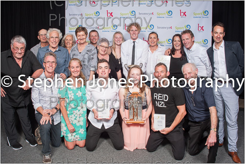U43-427 Sports Awards Web