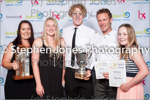 U43-429 Sports Awards Web