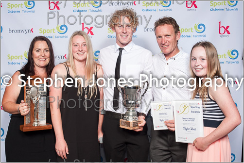 U43-431 Sports Awards Web