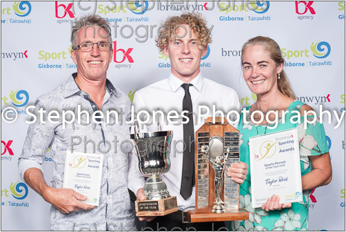 U43-433 Sports Awards Web