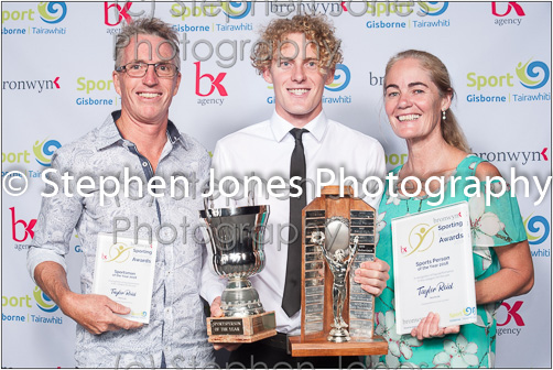 U43-434 Sports Awards Web