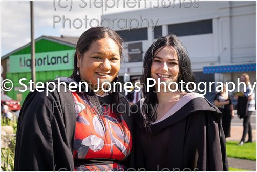 SV49-006 EIT Graduation Gisborne web