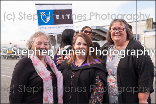 SV49-072 EIT Graduation Gisborne web