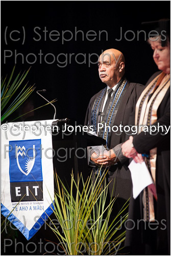 SV49-129 EIT Graduation Gisborne web